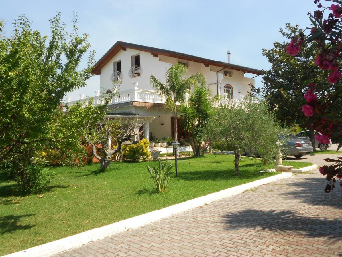 B&B Villa Di Bartolomeo Capaccio Buitenkant foto
