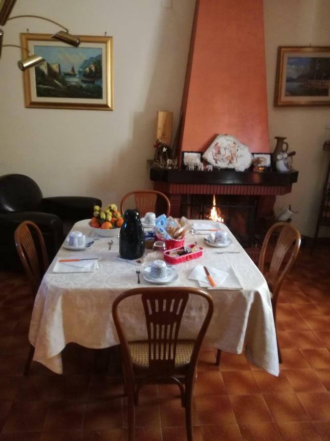 B&B Villa Di Bartolomeo Capaccio Buitenkant foto