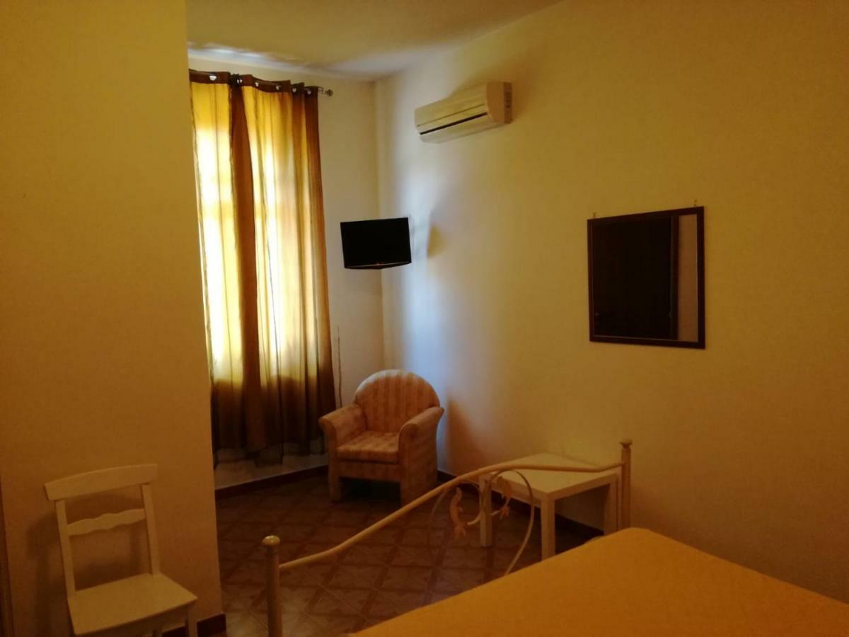 B&B Villa Di Bartolomeo Capaccio Buitenkant foto